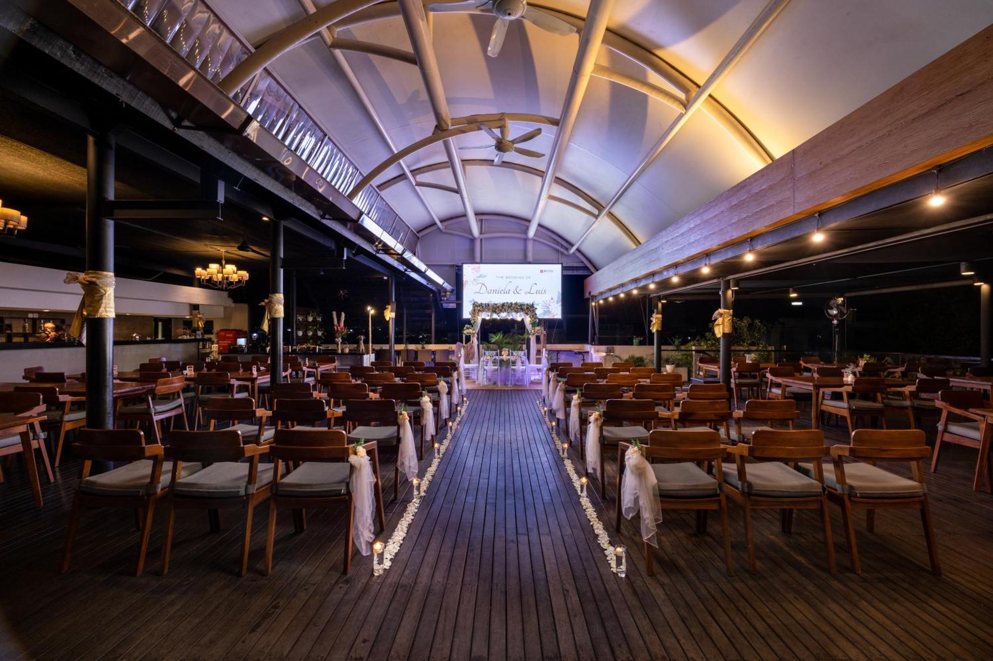 J4 Hotels Legian Exterior photo